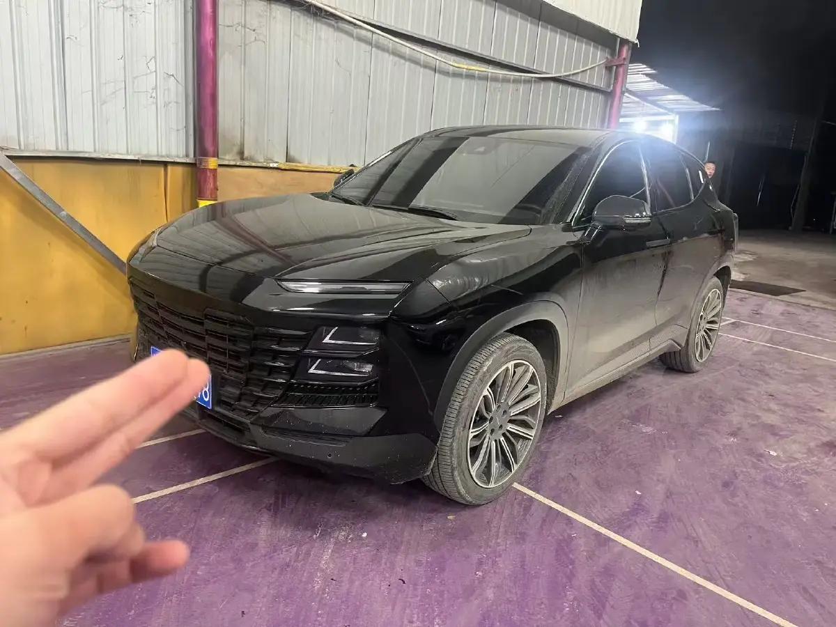 2022 Jetour DASHING 1.6T 197HP L4 7DCT