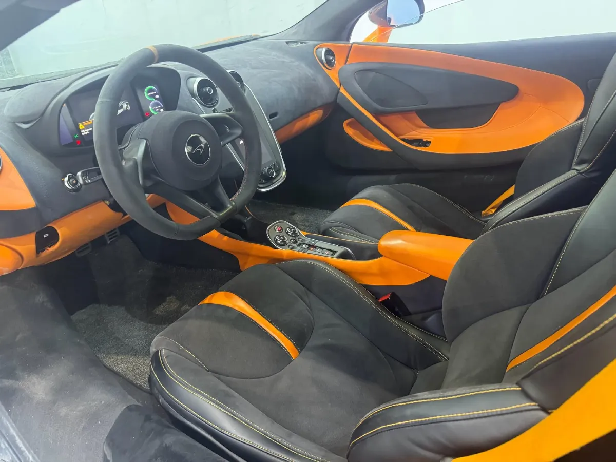 2016 McLaren 570 3.8T 570HP V8 7DCT,autocango,china used car exporter,china ev exporter,chinese used car exporter,chinese used ev exporter