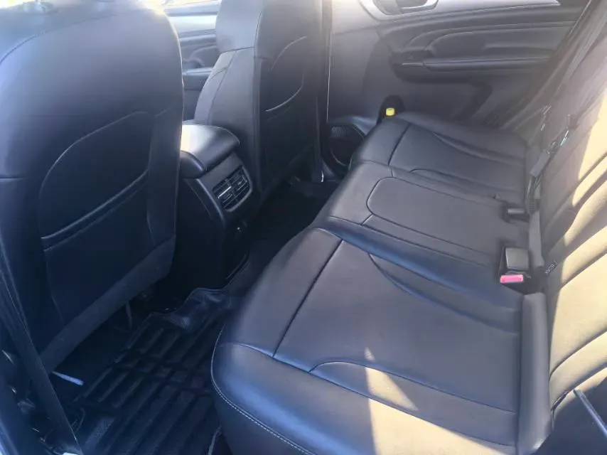 2021 Haval M6 1.5T 150HP L4 7DCT,autocango,china used car exporter,china ev exporter,chinese used car exporter,chinese used ev exporter