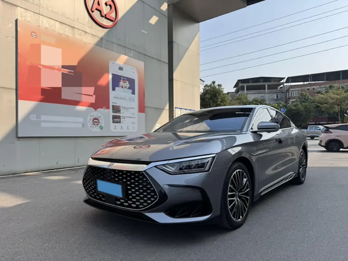 2022 Volkswagen Tiguan L 2.0T 186HP L4 7DCT