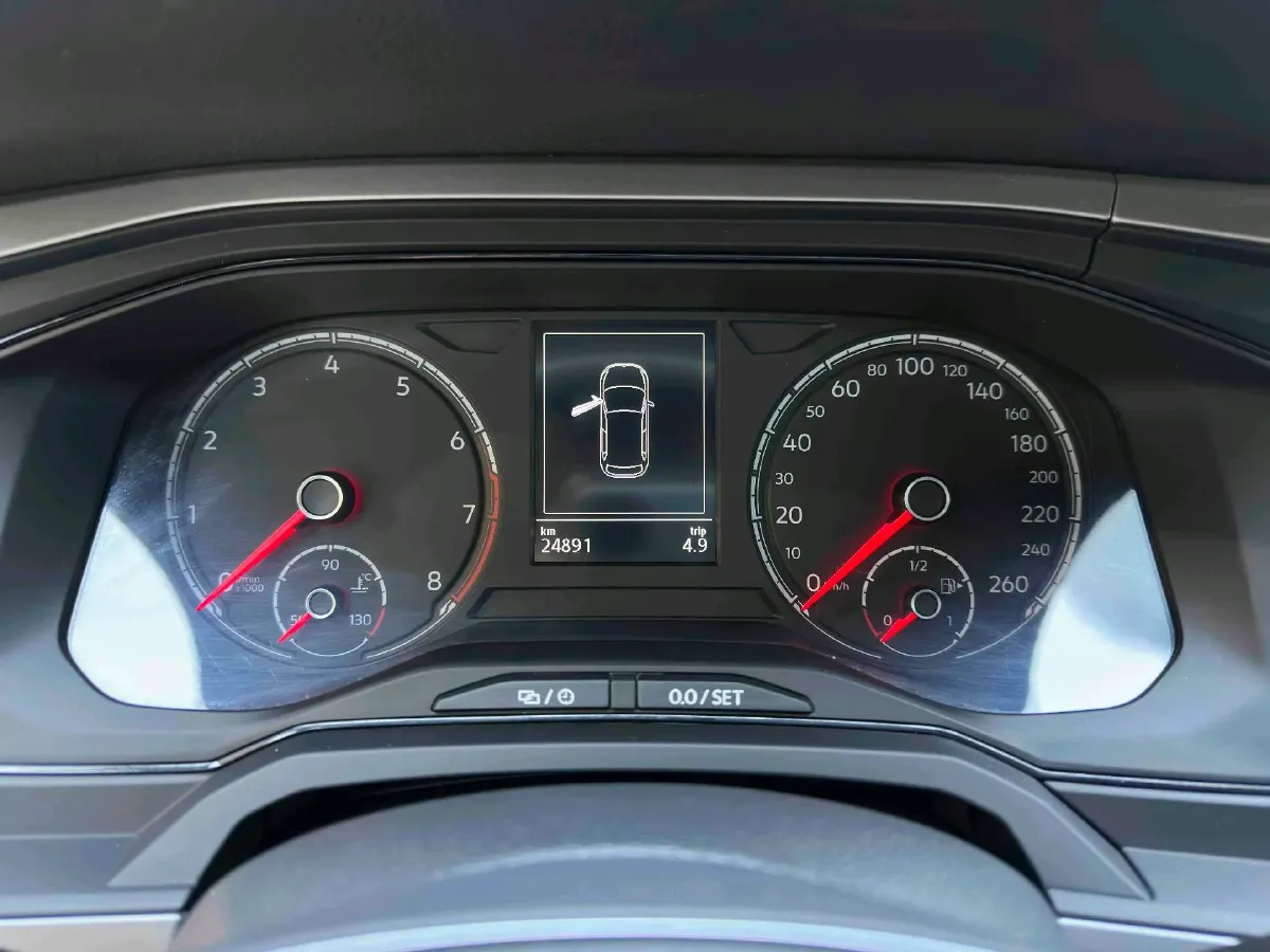 2021 Volkswagen Polo 1.5L 113HP L4 6AT,autocango,china used car exporter,china ev exporter,chinese used car exporter,chinese used ev exporter