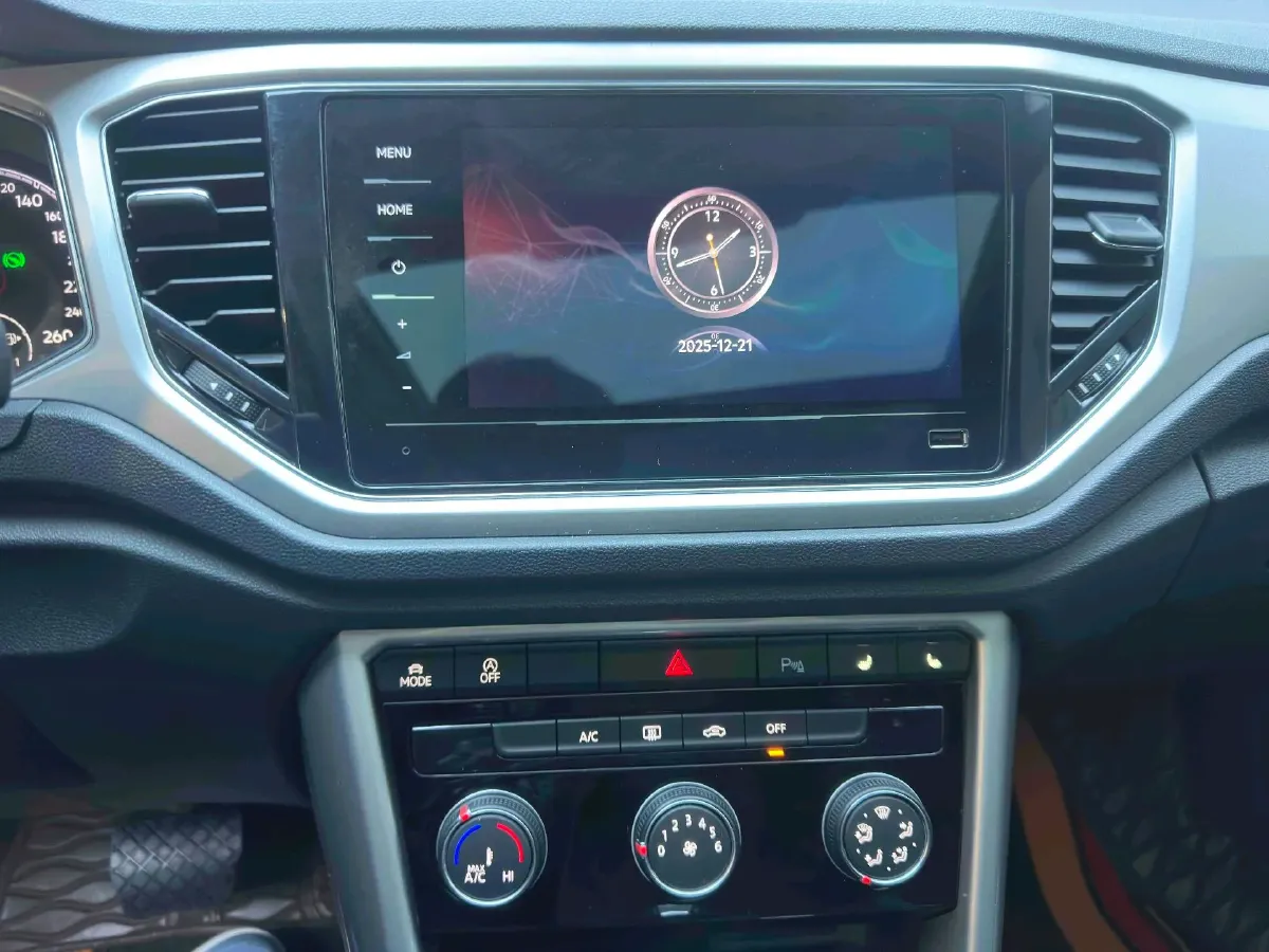 2021 Volkswagen T-Roc 1.4T 150HP L4 7DCT,autocango,china used car exporter,china ev exporter,chinese used car exporter,chinese used ev exporter