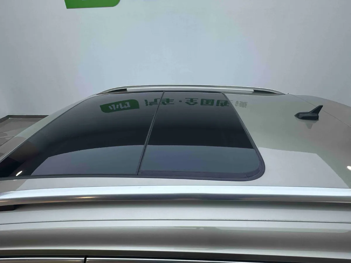 2021 Volkswagen T-Roc 1.4T 150HP L4 7DCT,autocango,china used car exporter,china ev exporter,chinese used car exporter,chinese used ev exporter