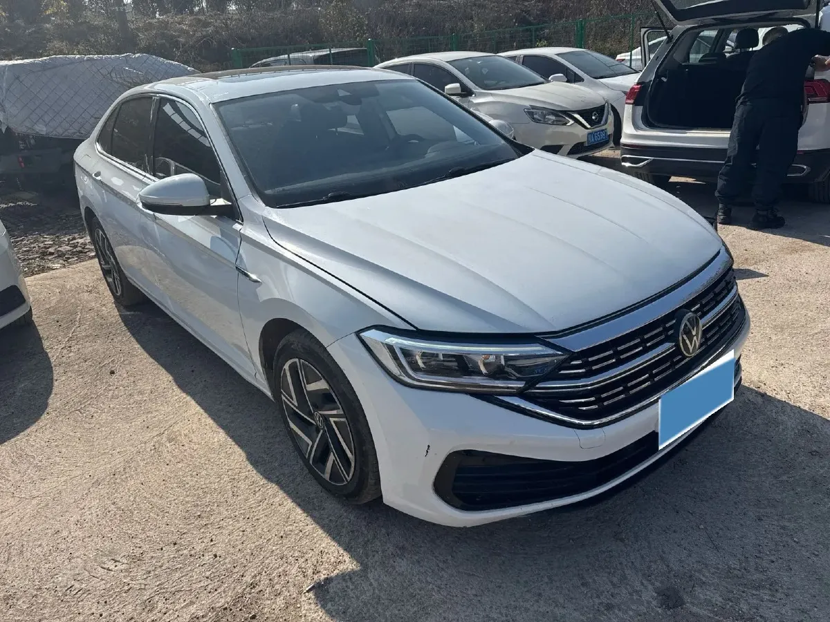 2023 Volkswagen Sagitar 1.2T 116HP L4 7DCT,autocango,china used car exporter,china ev exporter,chinese used car exporter,chinese used ev exporter