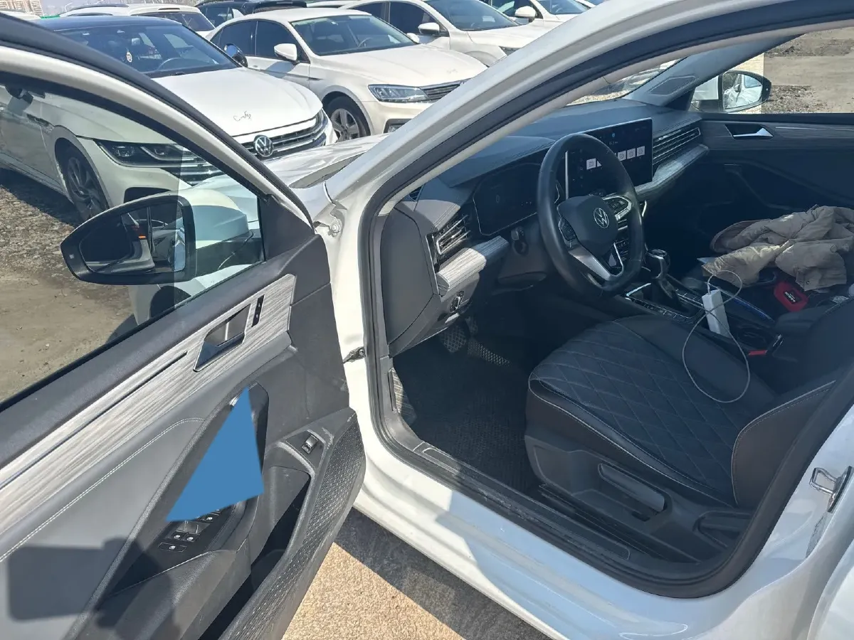2023 Volkswagen Sagitar 1.2T 116HP L4 7DCT,autocango,china used car exporter,china ev exporter,chinese used car exporter,chinese used ev exporter