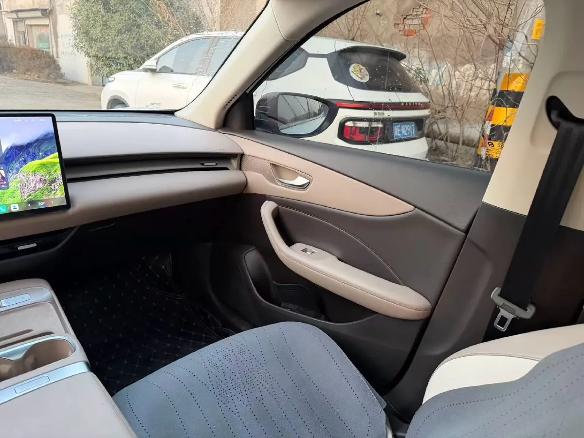 2025 MG MG ES5 BEV 62.2KWH,autocango,china used car exporter,china ev exporter,chinese used car exporter,chinese used ev exporter