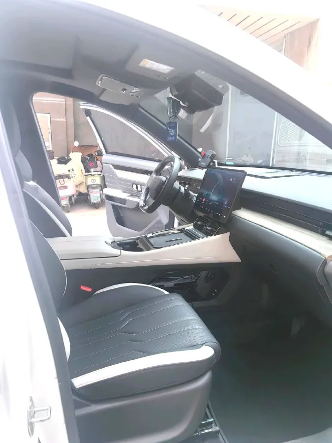 2024 Jetour ShanHai L6 1.5T 156HP L4 1DHT PHEV 19.43KWH,autocango,china used car exporter,china ev exporter,chinese used car exporter,chinese used ev exporter