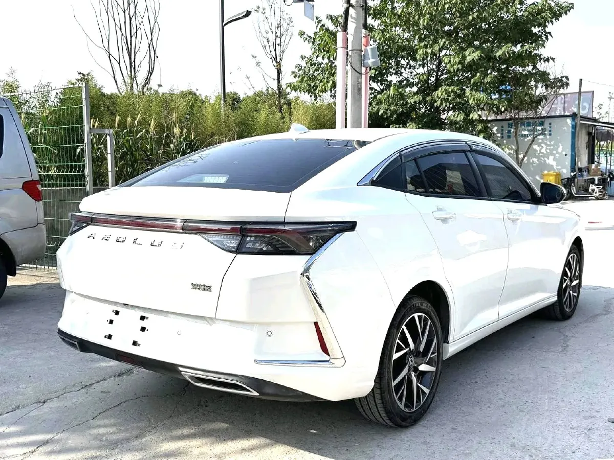 2020 DongFeng Aeolus YiXuan 1.5T 150HP L4 6DCT,autocango,china used car exporter,china ev exporter,chinese used car exporter,chinese used ev exporter
