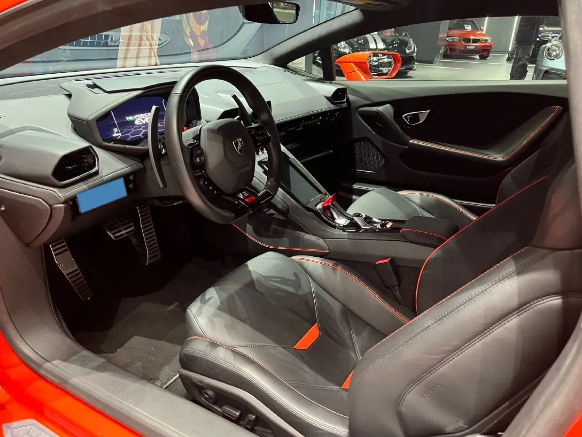 2020 Lamborghini Huracán 5.2L 611HP V10 7DCT,autocango,china used car exporter,china ev exporter,chinese used car exporter,chinese used ev exporter