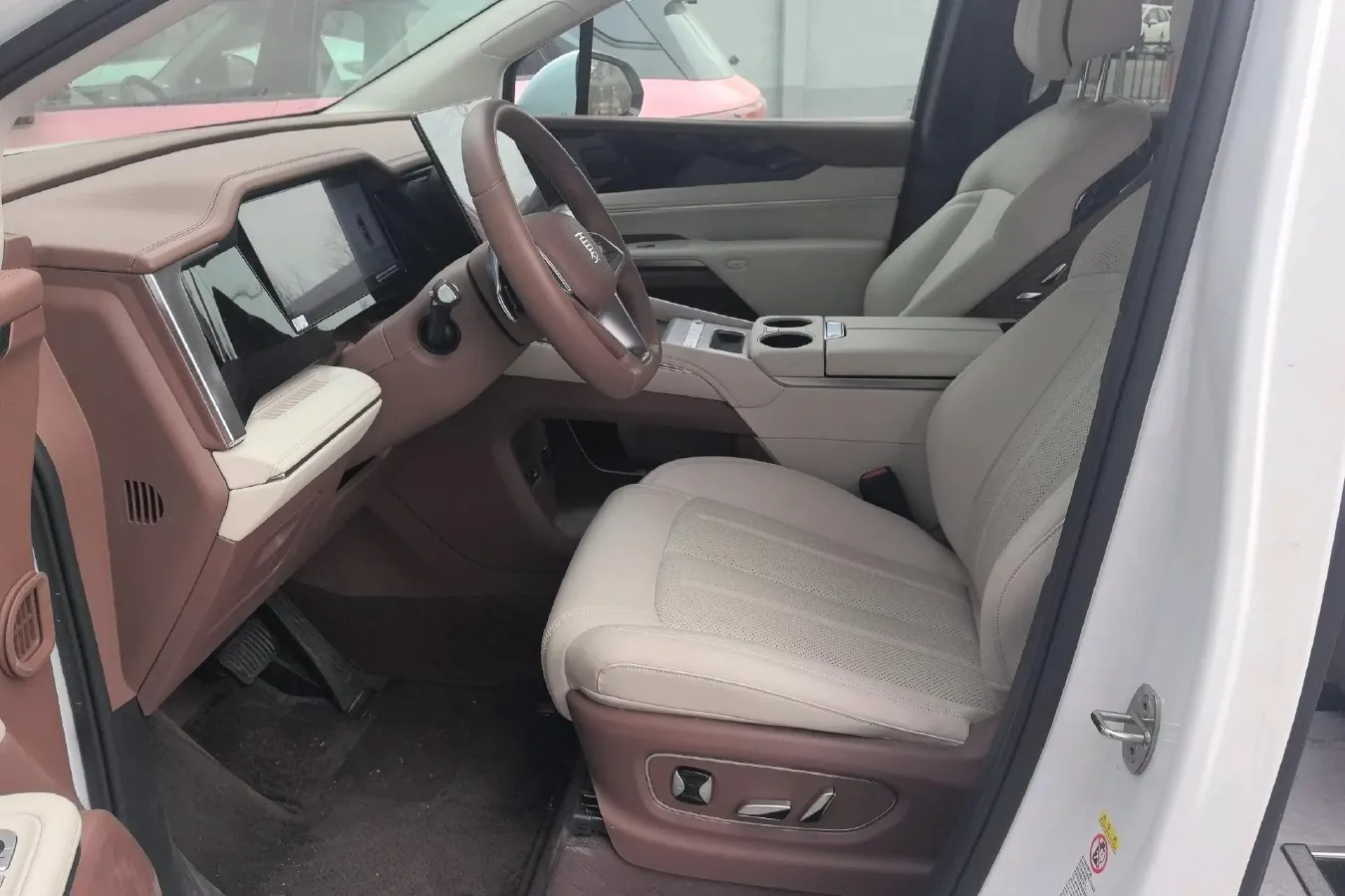 2025 BYD Xia 1.5T 156HP L4 E-CVT PHEV 36.6KWH,autocango,china used car exporter,china ev exporter,chinese used car exporter,chinese used ev exporter
