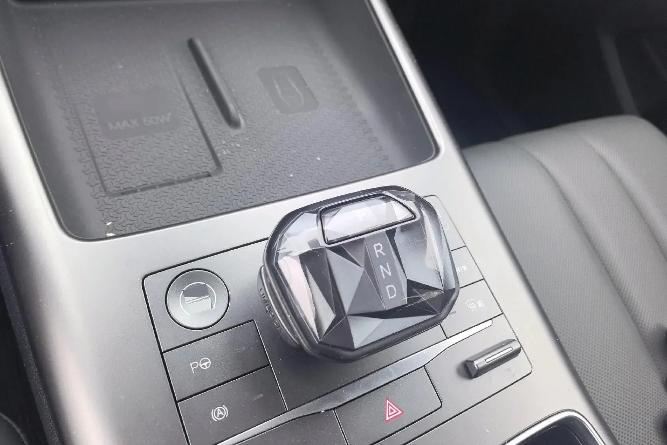 2025 BYD Song Pro 1.5L 101HP L4 E-CVT PHEV 18.3KWH,autocango,china used car exporter,china ev exporter,chinese used car exporter,chinese used ev exporter