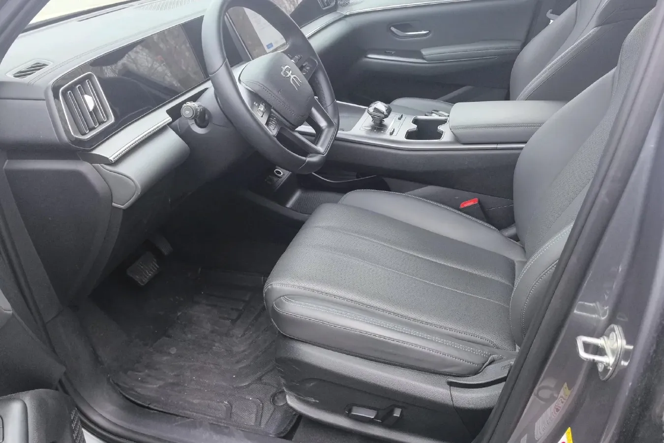 2025 BYD Song Pro 1.5L 101HP L4 E-CVT PHEV 18.3KWH,autocango,china used car exporter,china ev exporter,chinese used car exporter,chinese used ev exporter