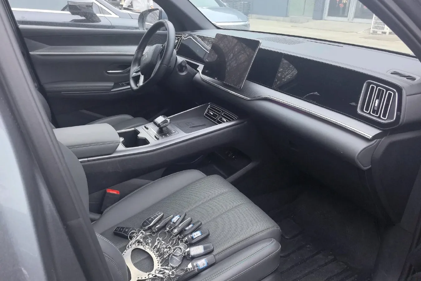 2025 BYD Song Pro 1.5L 101HP L4 E-CVT PHEV 18.3KWH,autocango,china used car exporter,china ev exporter,chinese used car exporter,chinese used ev exporter