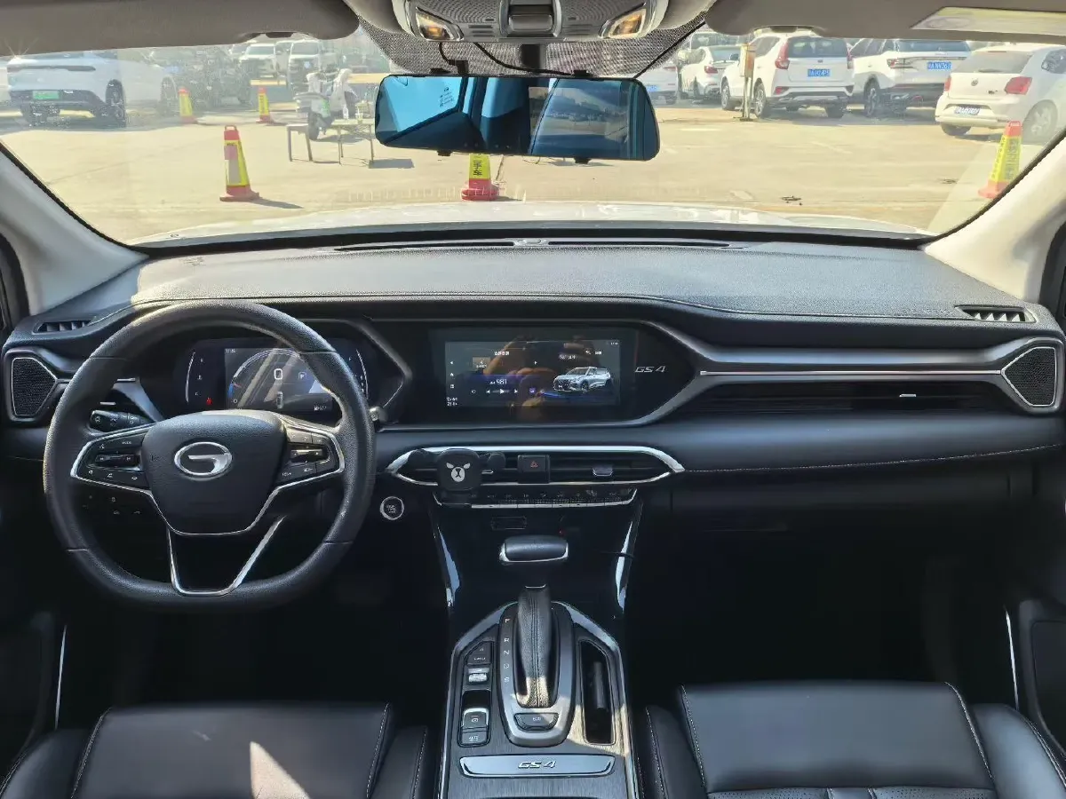 2021 GAC Trumpchi GS4 1.5T 169HP L4 6AT,autocango,china used car exporter,china ev exporter,chinese used car exporter,chinese used ev exporter