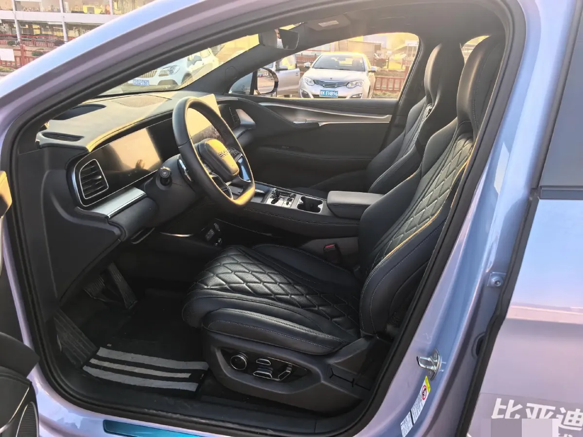 2024 BYD Sea Lion 07 BEV 80.64KWH,autocango,china used car exporter,china ev exporter,chinese used car exporter,chinese used ev exporter