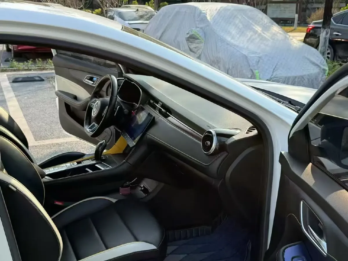 2020 MG MG6 1.5T 181HP L4 7DCT,autocango,china used car exporter,china ev exporter,chinese used car exporter,chinese used ev exporter