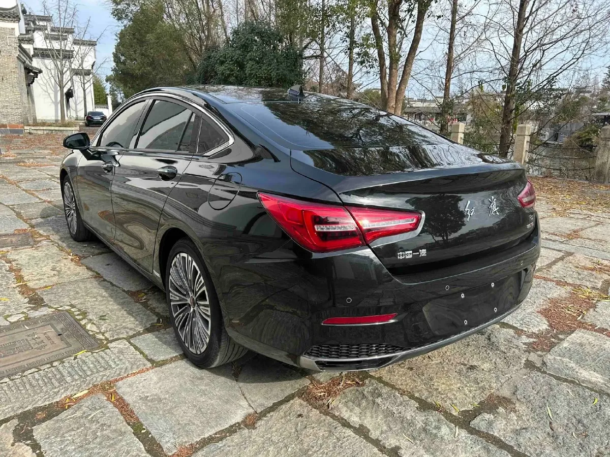 2022 HongQi H5 1.5T 169HP L4 7DCT,autocango,china used car exporter,china ev exporter,chinese used car exporter,chinese used ev exporter