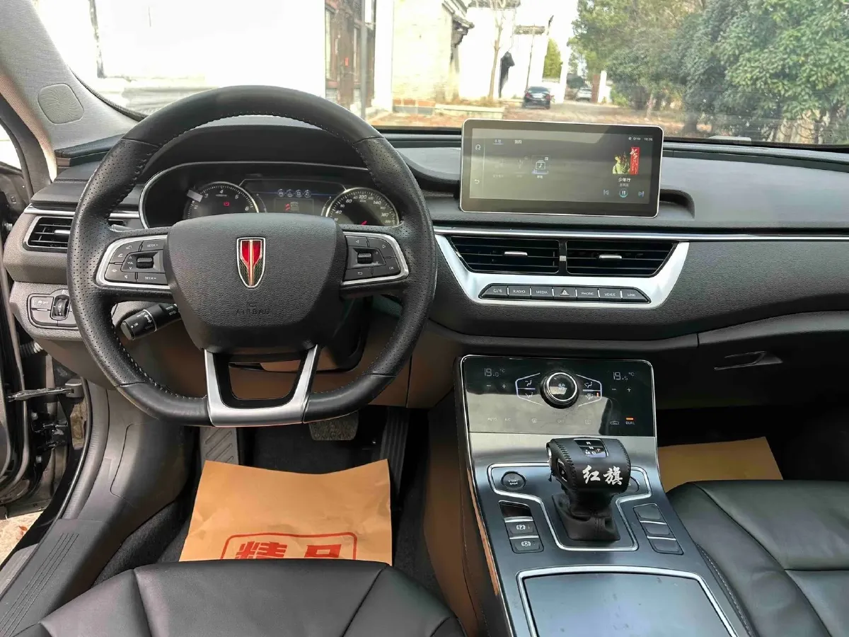 2022 HongQi H5 1.5T 169HP L4 7DCT,autocango,china used car exporter,china ev exporter,chinese used car exporter,chinese used ev exporter