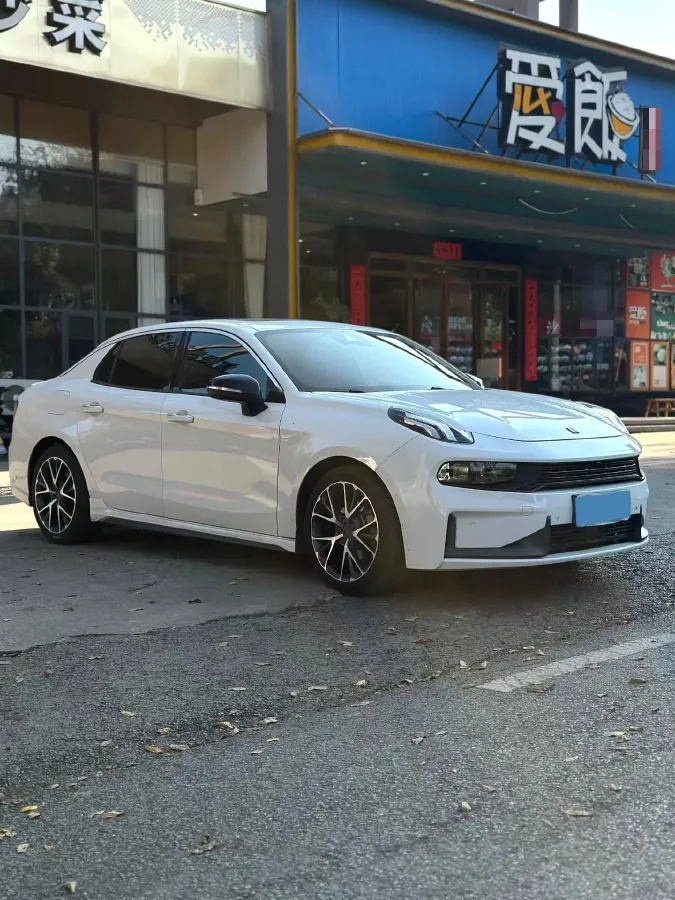 2018 Toyota C-HR 2.0L 171HP L4 CVT,autocango,china used car exporter,china ev exporter,chinese used car exporter,chinese used ev exporter