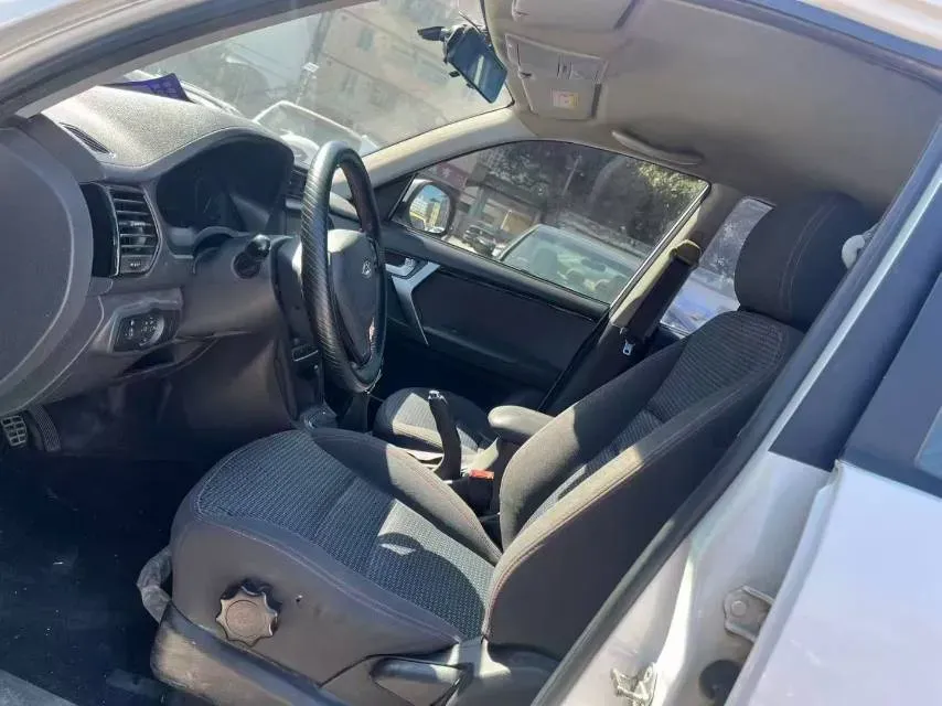 2016 Chery Tiggo 3 1.6L 126HP L4 5MT,autocango,china used car exporter,china ev exporter,chinese used car exporter,chinese used ev exporter