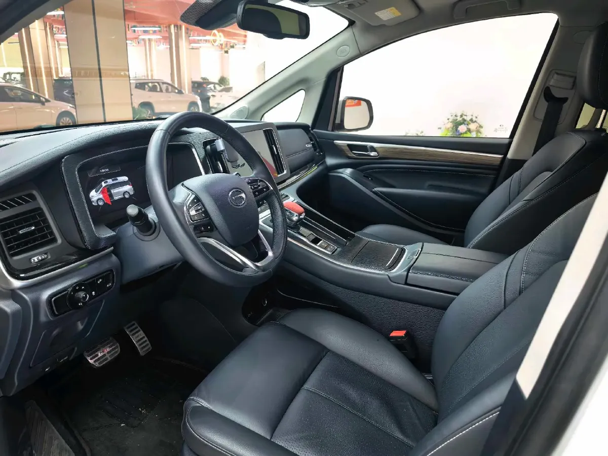 2023 GAC Trumpchi M8 2.0T 252HP L4 8AT,autocango,china used car exporter,china ev exporter,chinese used car exporter,chinese used ev exporter