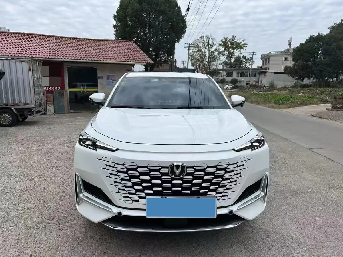 2021 ChangAn UNI-K 2.0T 233HP L4 8AT,autocango,china used car exporter,china ev exporter,chinese used car exporter,chinese used ev exporter