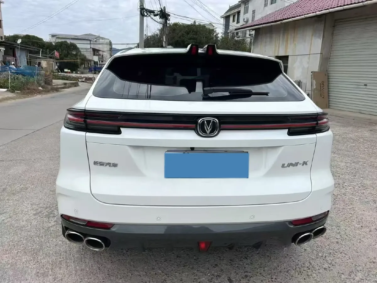 2021 ChangAn UNI-K 2.0T 233HP L4 8AT,autocango,china used car exporter,china ev exporter,chinese used car exporter,chinese used ev exporter