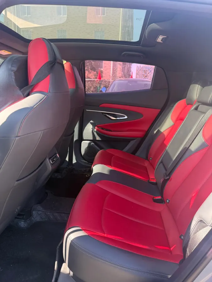 2020 ChangAn UNI-T 1.5T 180HP L4 7DCT,autocango,china used car exporter,china ev exporter,chinese used car exporter,chinese used ev exporter