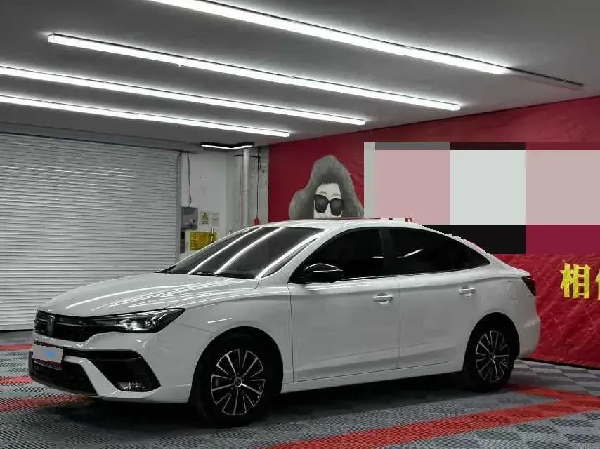 2021 Roewe i5 1.5L 120HP L4 CVT