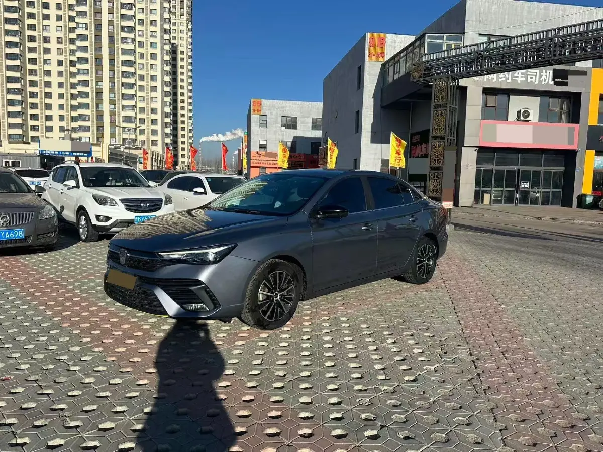 2021 Roewe i5 1.5L 120HP L4 CVT