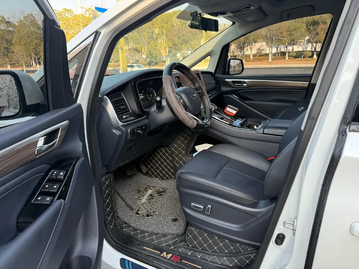 2021 GAC Trumpchi M8 2.0T 252HP L4 8AT,autocango,china used car exporter,china ev exporter,chinese used car exporter,chinese used ev exporter