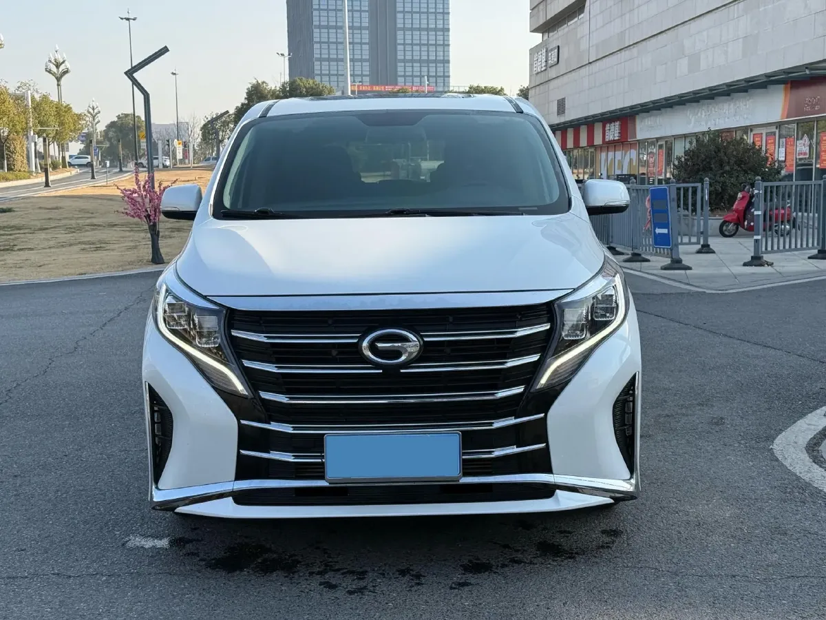 2021 GAC Trumpchi M8 2.0T 252HP L4 8AT,autocango,china used car exporter,china ev exporter,chinese used car exporter,chinese used ev exporter