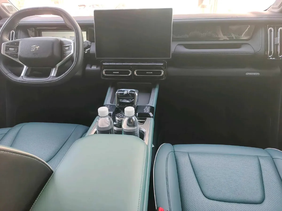 2025 Jetour Traveller 2.0T 254HP L4 7DCT,autocango,china used car exporter,china ev exporter,chinese used car exporter,chinese used ev exporter