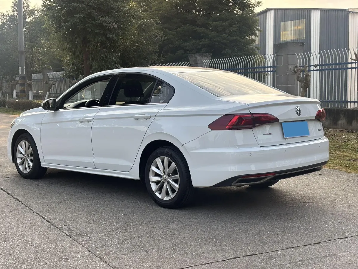 2019 Volkswagen Golf Sportsvan 1.6L 110HP L4 6AT,autocango,china used car exporter,china ev exporter,chinese used car exporter,chinese used ev exporter