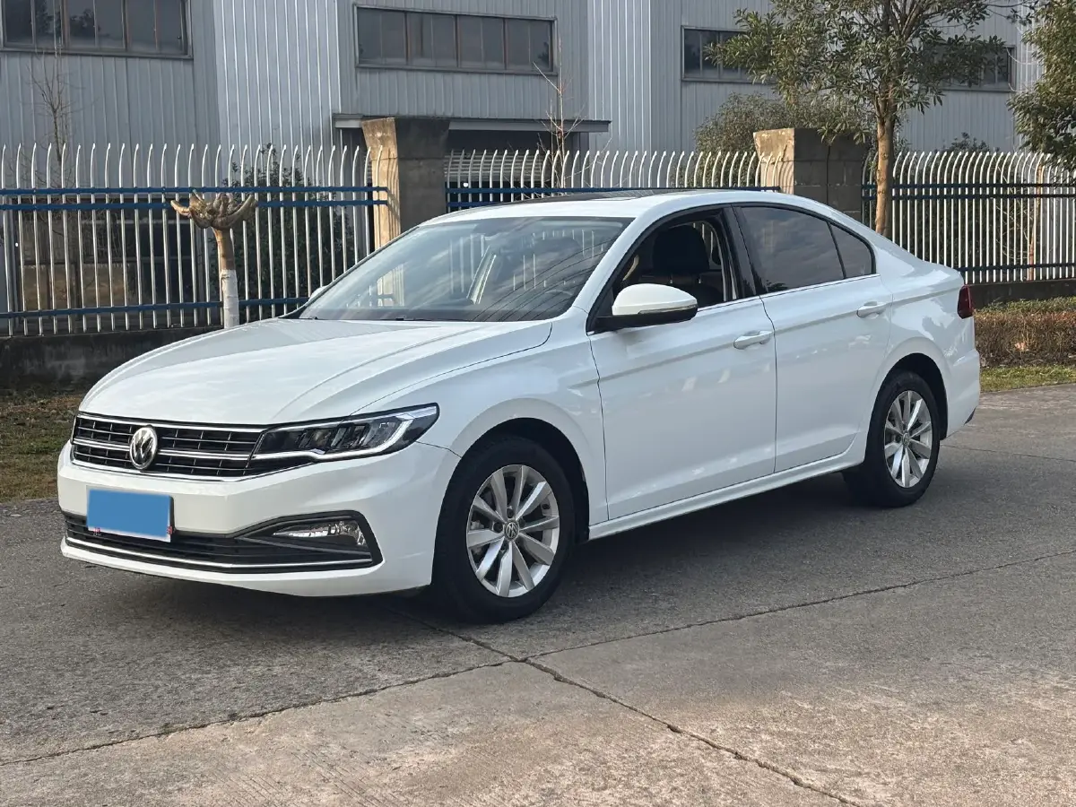 2019 Volkswagen Golf Sportsvan 1.6L 110HP L4 6AT