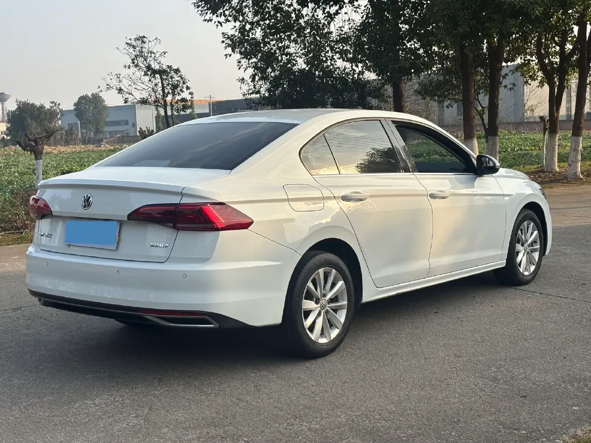 2019 Volkswagen Golf Sportsvan 1.6L 110HP L4 6AT,autocango,china used car exporter,china ev exporter,chinese used car exporter,chinese used ev exporter