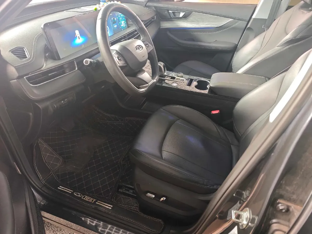 2022 Chery Tiggo 8 Plus 1.6T 197HP L4 7DCT,autocango,china used car exporter,china ev exporter,chinese used car exporter,chinese used ev exporter