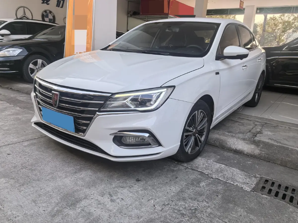 2019 Roewe i5 1.5L 120HP L4 CVT