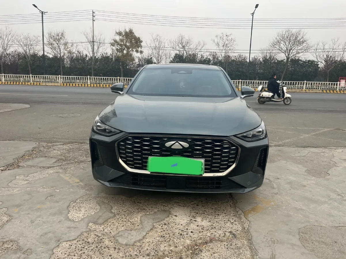 2025 Fulwin FulwinA8L 1.5T 156HP L4 1DHT PHEV 18.67KWH,autocango,china used car exporter,china ev exporter,chinese used car exporter,chinese used ev exporter