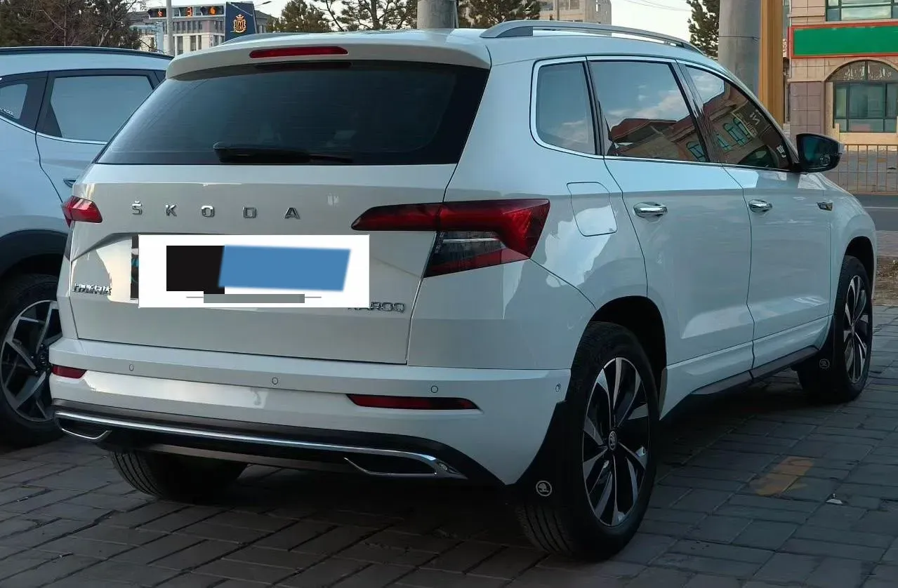 2023 Skoda Karoq 1.4T 150HP L4 7DCT,autocango,china used car exporter,china ev exporter,chinese used car exporter,chinese used ev exporter