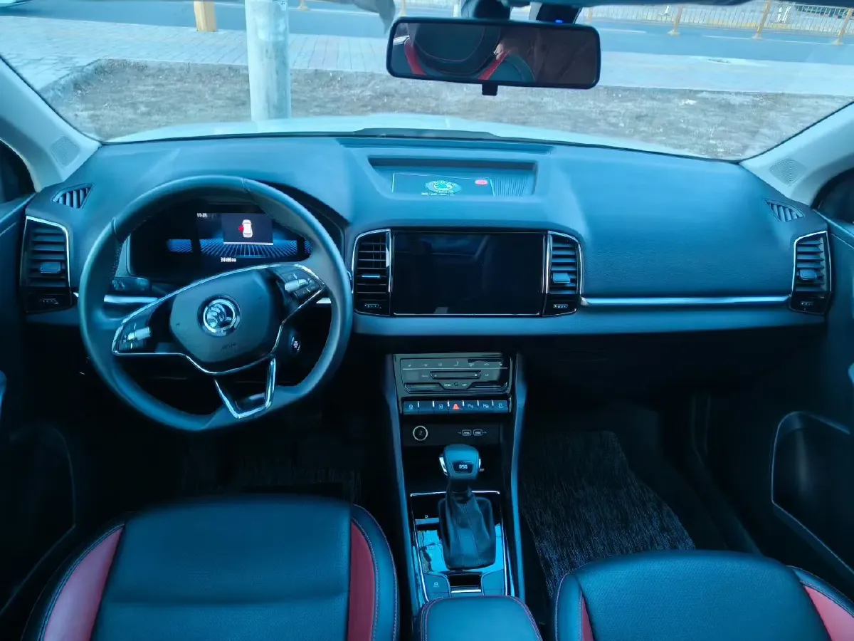 2023 Skoda Karoq 1.4T 150HP L4 7DCT,autocango,china used car exporter,china ev exporter,chinese used car exporter,chinese used ev exporter