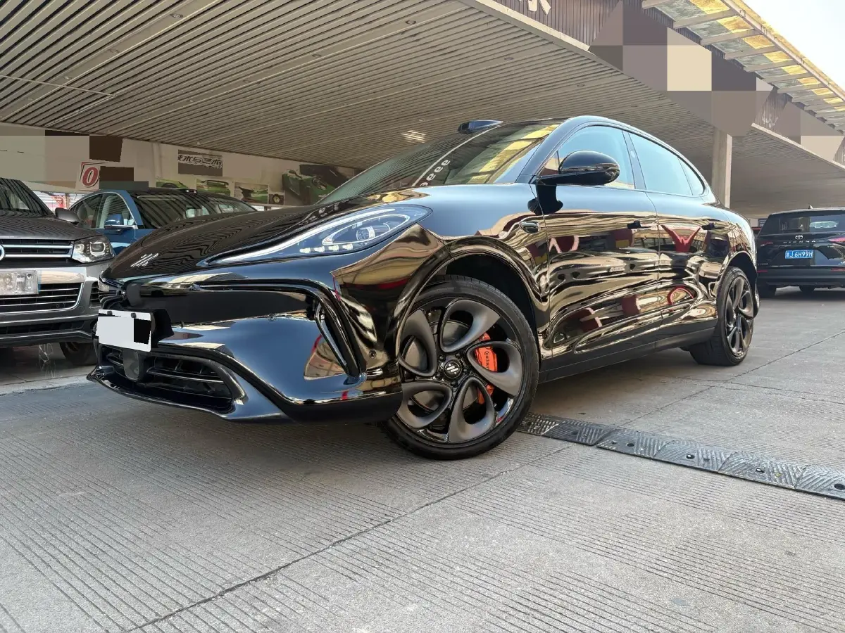 2023 IM LS6 BEV 71KWH