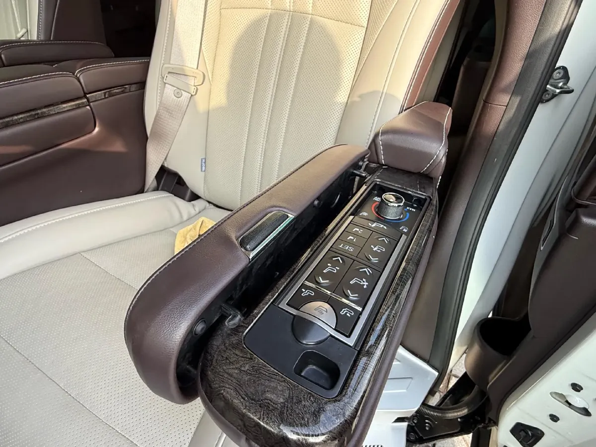 2021 GAC Trumpchi M8 2.0T 252HP L4 8AT,autocango,china used car exporter,china ev exporter,chinese used car exporter,chinese used ev exporter