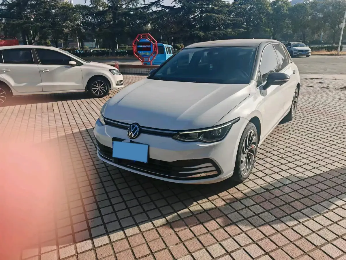 2023 Volkswagen Golf 1.4T 150HP L4 7DCT