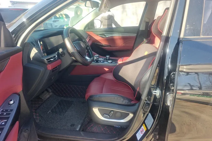 2022 ChangAn CS75 Plus 1.5T 178HP L4 6AT,autocango,china used car exporter,china ev exporter,chinese used car exporter,chinese used ev exporter