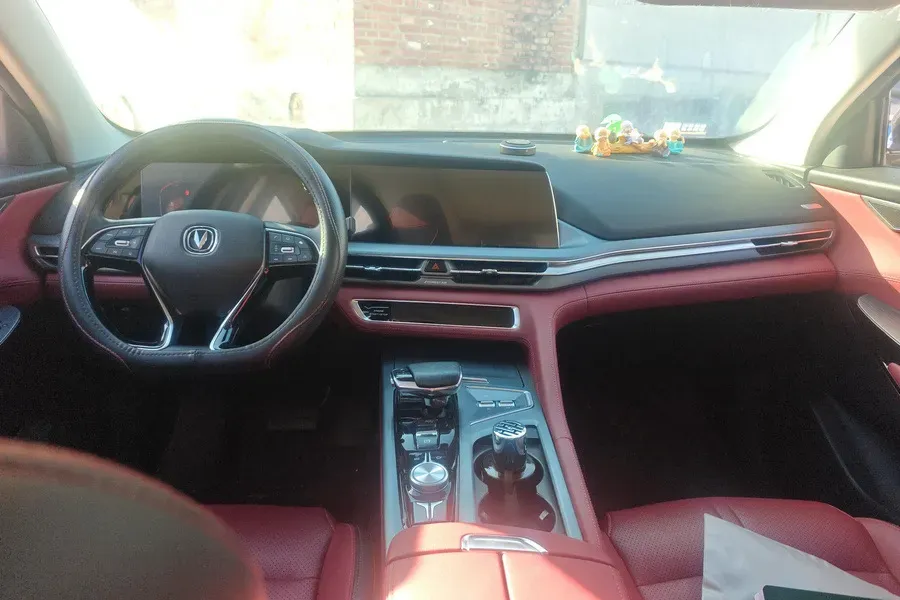 2022 ChangAn CS75 Plus 1.5T 178HP L4 6AT,autocango,china used car exporter,china ev exporter,chinese used car exporter,chinese used ev exporter