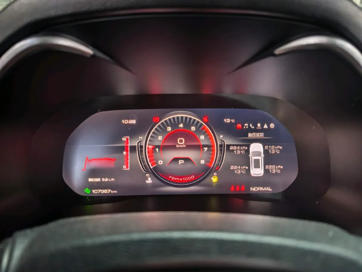 2020 WEY VV6 2.0T 227HP L4 7DCT,autocango,china used car exporter,china ev exporter,chinese used car exporter,chinese used ev exporter