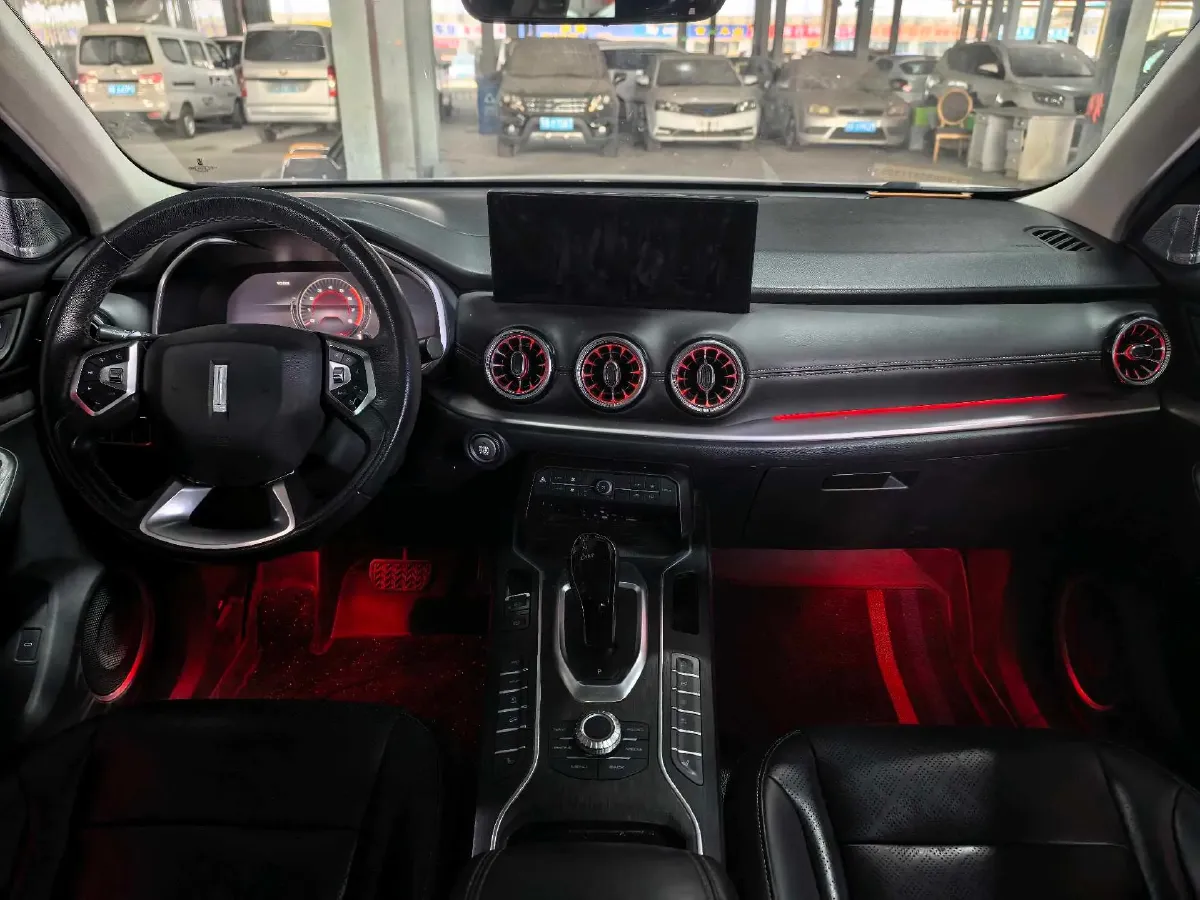 2020 WEY VV6 2.0T 227HP L4 7DCT,autocango,china used car exporter,china ev exporter,chinese used car exporter,chinese used ev exporter