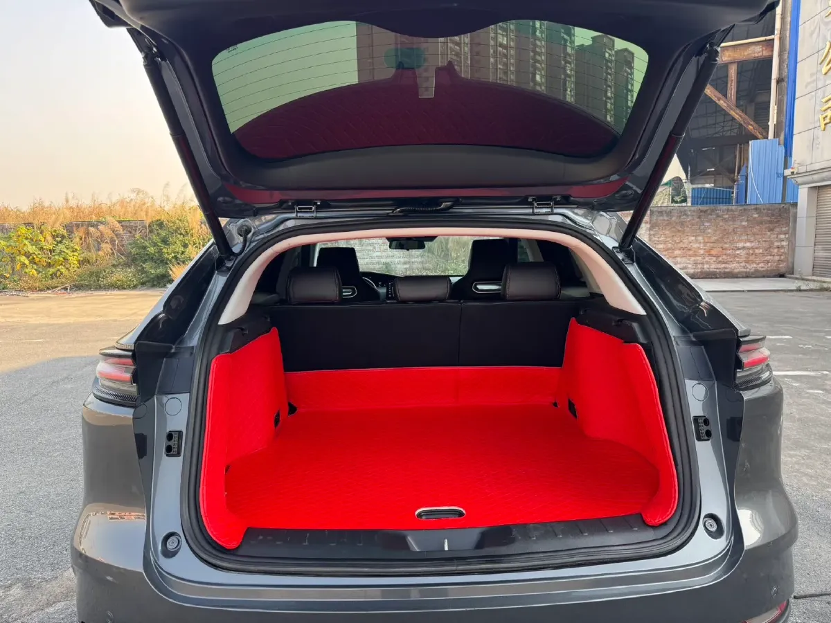 2021 ChangAn UNI-K 2.0T 233HP L4 8AT,autocango,china used car exporter,china ev exporter,chinese used car exporter,chinese used ev exporter