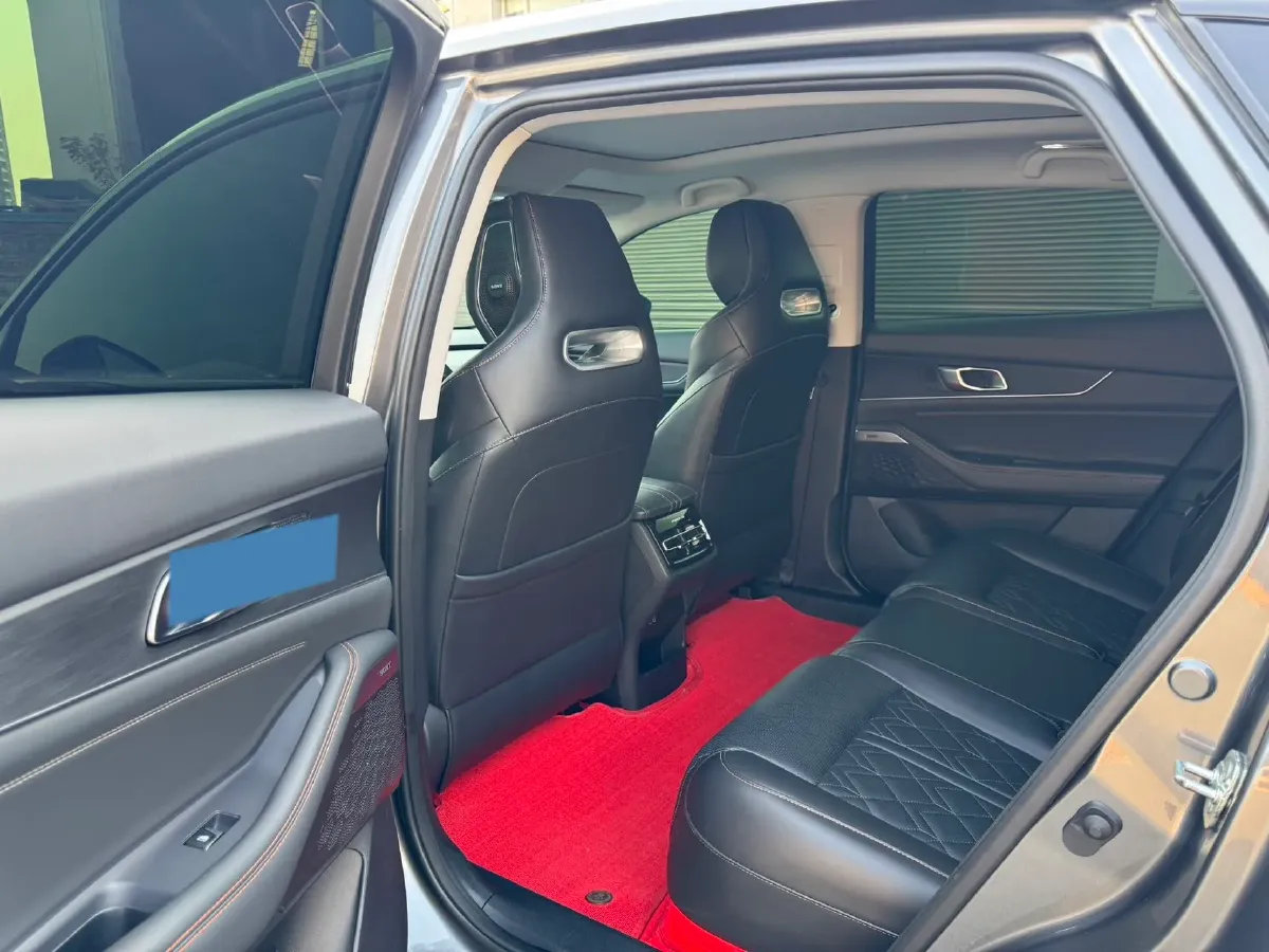 2021 ChangAn UNI-K 2.0T 233HP L4 8AT,autocango,china used car exporter,china ev exporter,chinese used car exporter,chinese used ev exporter